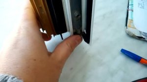 Не поворачивается ручка у алюминиевого окна