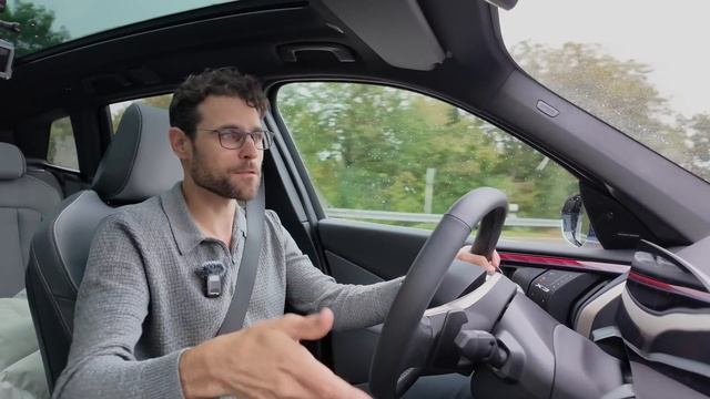 BMW X3 2025: Новый уровень комфорта и динамики! смотреть онлайн