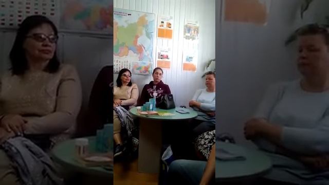 Молодая девушка Ира, уже начинает закладывать здоровье в свой организм! смотреть онлайн