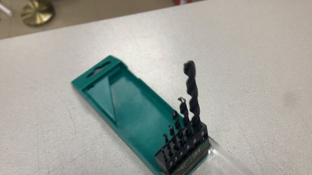 Набор сверл по металу Сибин смотреть онлайн