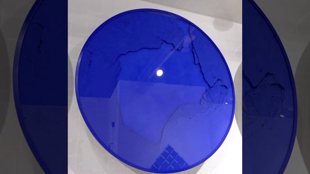 Manuel Mérida, Cercle Bleu Outremer, 120 cm смотреть онлайн