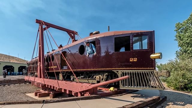 НЕОБЫЧНЫЙ ПАРОВОЗ смотреть онлайн