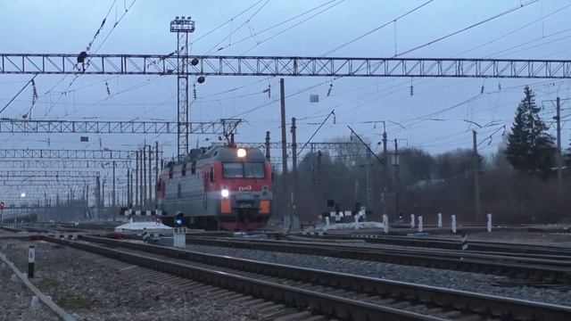 Поезда Павелецкого направления #2 | Больше ВЛ80 на этой линии не едет | 27 ноября 2021 г. смотреть онлайн