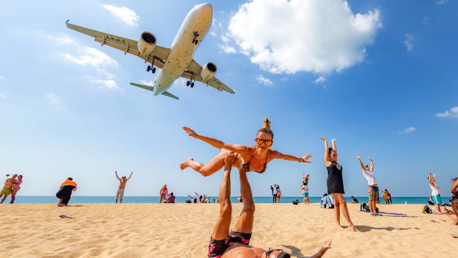 Пляж с самолетами Пхукет смотреть онлайн