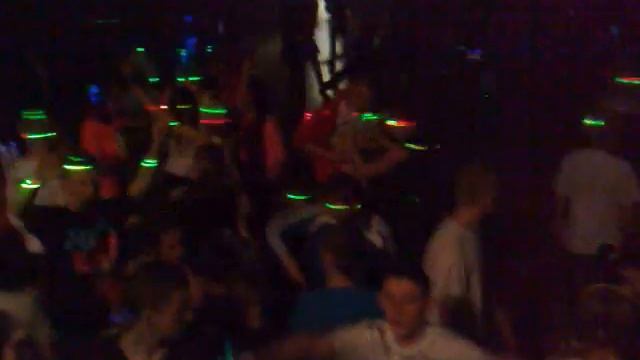 DJ Mikey B @ Eruption 25/04/09 Part 4 смотреть онлайн