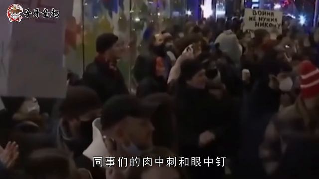 “最美检察长”娜塔莉亚，因美貌火遍全球，35岁被普京封为少将！ смотреть онлайн