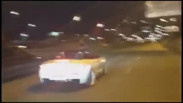 Mercedes S500 vs BMW Z4 смотреть онлайн