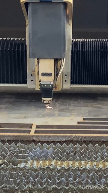 Лазерная резка металла 25мм, гк. Станок Senfeng Laser 6015 SF6015H
