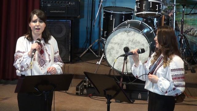 "Pie Jesu" Исполняют Элита Цильо и Патрисия Колесник смотреть онлайн