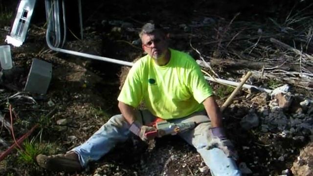 Dan digging the Grid Tie conduit trench смотреть онлайн