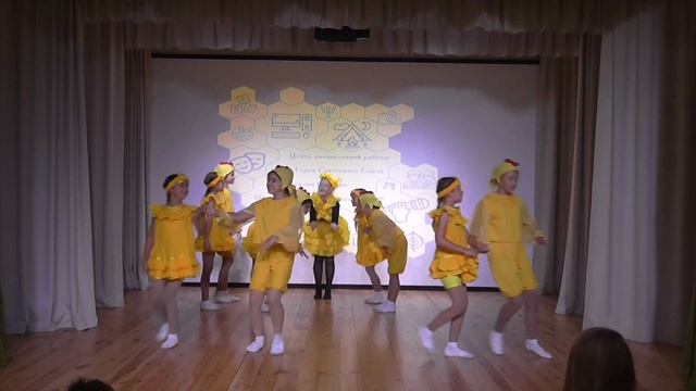 Детский танцевальный коллектив "Родничок", "Урок танца", г. Малоярославец. смотреть онлайн