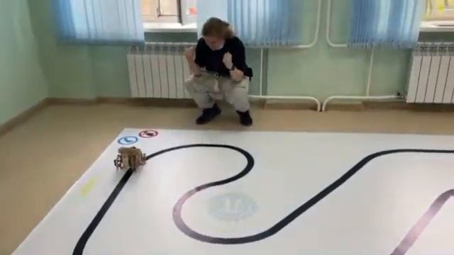 шагающий робот Робофинист