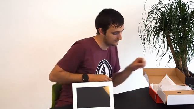 Udpakning af Frameo Social Photo Frame PFF 1010 смотреть онлайн