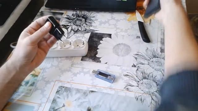 Распаковка Зарядний пристрій Grand X CH 550B Quickcharge QС3 0 из Rozetka.com.ua смотреть онлайн