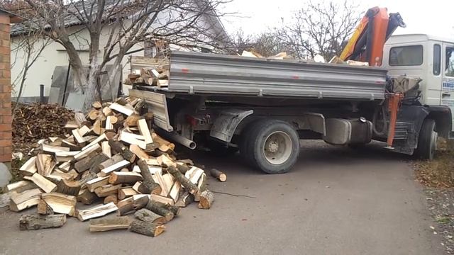 Разгрузка дров - Winter is comming смотреть онлайн