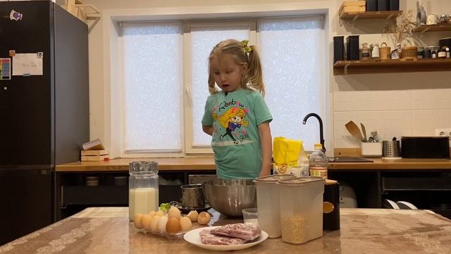 Тася готовит блины с кашей (мешки) смотреть онлайн