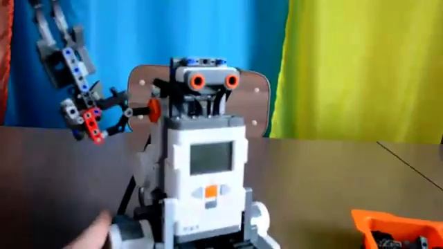 Обзор наборов Nxt и Ev3