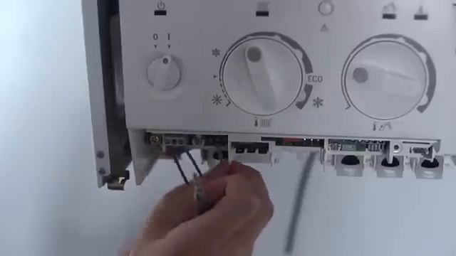 Reemplazar un Termostato inalámbrico Thermostat YouTube2 смотреть онлайн