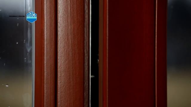 Seřízení a údržba otvíravě-sklopného okna s kováním MACO MULTI-TREND смотреть онлайн