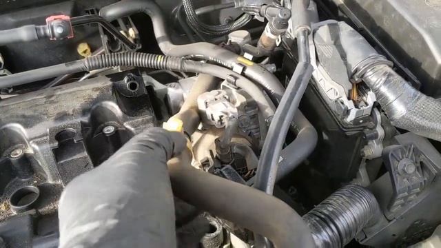 Mazda 3 Skyactiv valve cover gasket and VVT solenoid seal leak #mazda #skyactiv смотреть онлайн