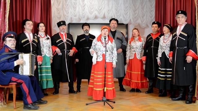 Казачий хор "Берюга", солистка Валентина Воронова - Любо, братцы любо! смотреть онлайн