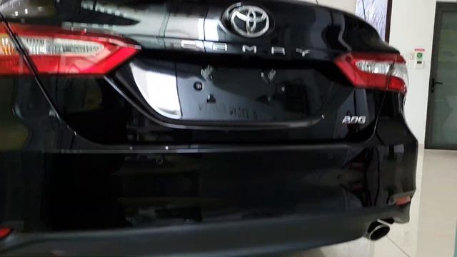 So sánh Camry 2.5Q và Camry 2.0G nhập Thái Lan | Hotline: 0909 278 590 | Toyota Tiền Giang смотреть онлайн