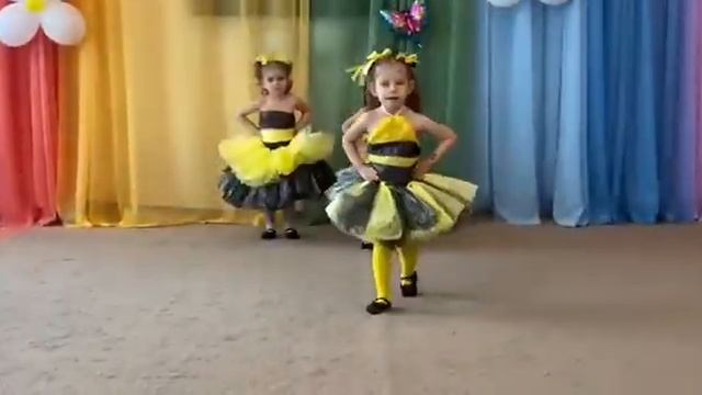 Пчёлки-Модняшки смотреть онлайн