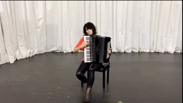 Р.Гальяно Вальс "МАРГО"/R.Galliano "La valse a`Margaux" Играет ЕВГЕНИЯ БУРЯКОВА (аккордеон)