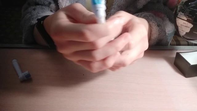 как заменить насадку на Электрическую зубную щётку? смотреть онлайн