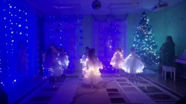 Танец Снежинок