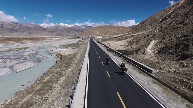 Benda - Поездка в Лхасу смотреть онлайн