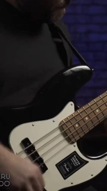 Простые Решения! Простой Панк-Рок рифф на классике Fender J-bass серия Player. #shorts смотреть онлайн