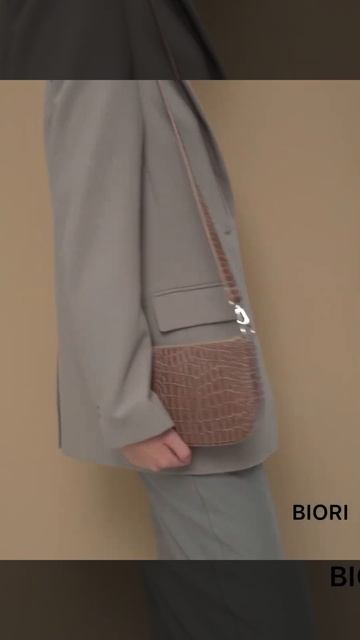 Маленькая женская сумочка из натуральной кожи BIORI (ищи на WB) смотреть онлайн