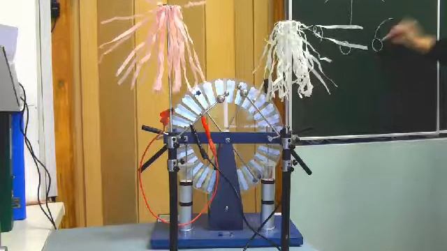 Elektrsikais lauks 1 uzdevums смотреть онлайн