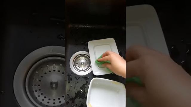 Посудная салфетка - даже в холодной воде отмоет жир! смотреть онлайн