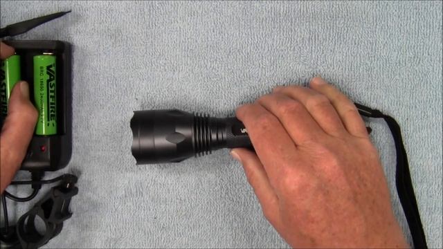 Vastfire 1200 Lumen Flashlight смотреть онлайн