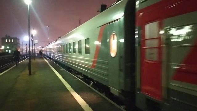 Тепловоз ТЭП70-0133 с дополнительным пассажирским поездом смотреть онлайн