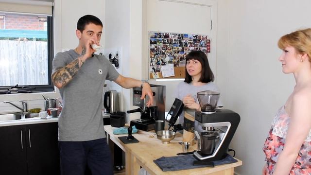 Christmas Espresso Blend - COFFEE BEAN REVIEW SERIES - Xmas Episode | Gaggia Classic Pro смотреть онлайн