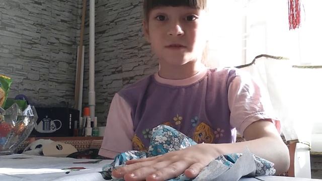 Стакан сквозь стол смотреть онлайн