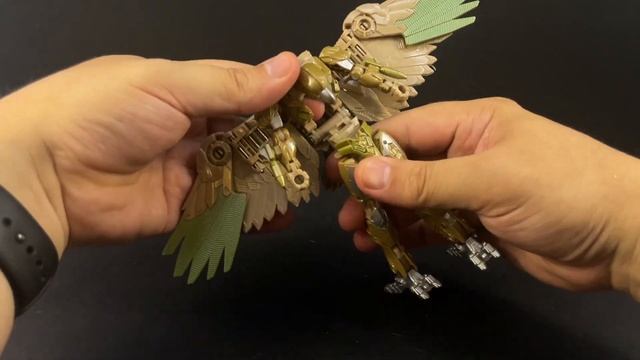 Video Review: Transformers: Studio Series Rise of the Beasts - Deluxe Class AIRAZOR смотреть онлайн