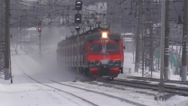 Электропоезд ЭД2Т-0007 перегон Кунцево-1 - Одинцово смотреть онлайн