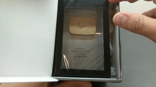 Кнопка Ютуб на 10 подписчиков. Картонная кнопка Youtube смотреть онлайн