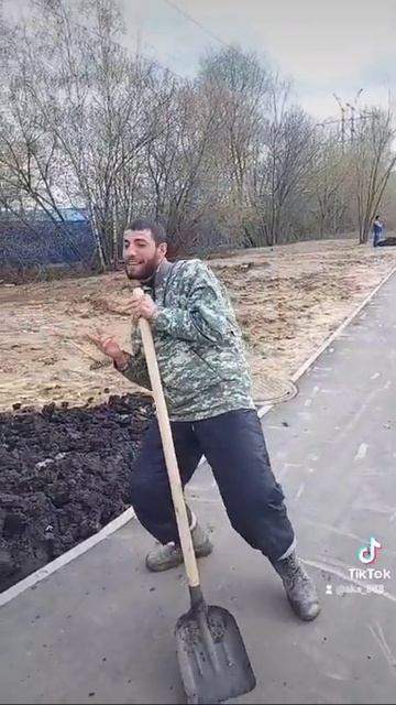 Индия джимми кайфует на стройке #индия #рек #песня смотреть онлайн