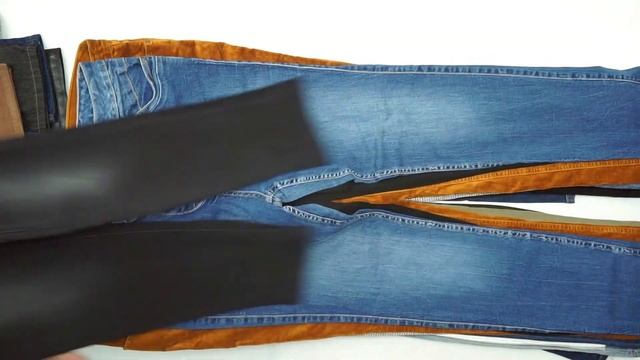 Мешок № 110092 Брюки женские Суперкрем, Австрия. Арт 3252. Вес 17,8 кг. Кол-во 41 шт смотреть онлайн