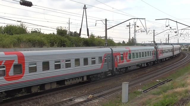 "Друзья едут" ЭП1-348 со скорым поездом № 278 Санкт-Петербург–Анапа смотреть онлайн