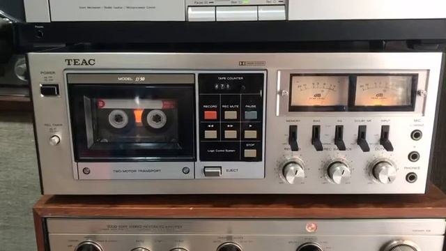 Deck Teac model : ff50 Máy rất đẹp và gấu, mặt nhôm phay trắng, đèn Vu lớn. Lh 0858556653 смотреть онлайн