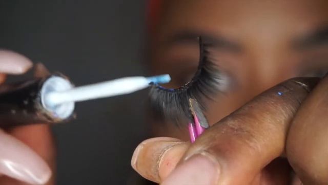 HOW TO APPLY FALSE LASHES: BEGINNER FRIENDLY EDITION смотреть онлайн