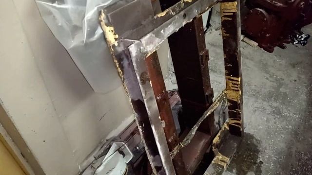 Замена лифтов!!! Лифт МЛЗ 1991 г.в, Q=400кг. V=1м/с. по адресу: г. Гродно, Ул.Тавлая, 30а. смотреть онлайн