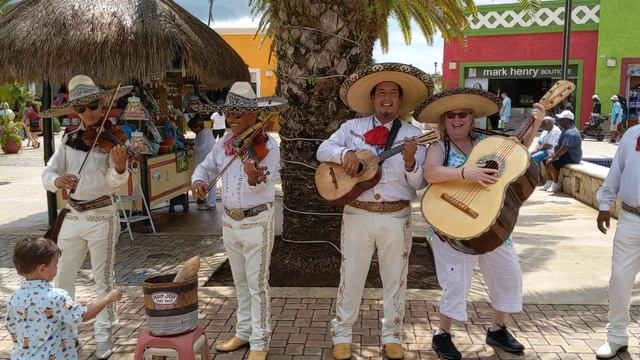The Mariachi Mama смотреть онлайн