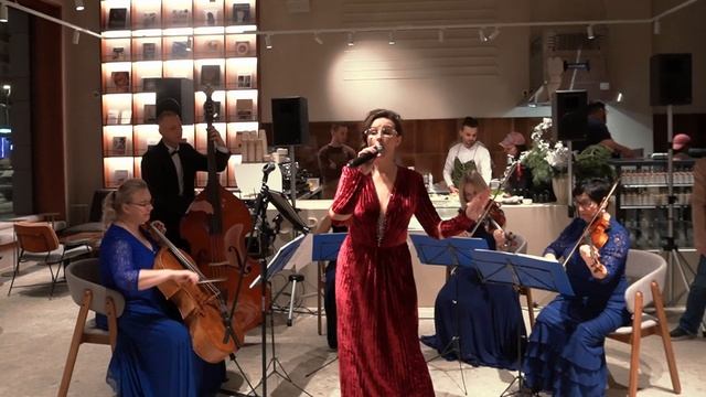 Песенка про медведей (фрагмент). Струнный квинтет и Марина Дорэ.